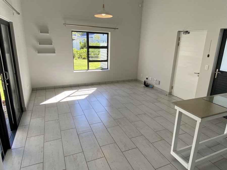 To Let 2 Bedroom Property for Rent in Keurbooms Western Cape